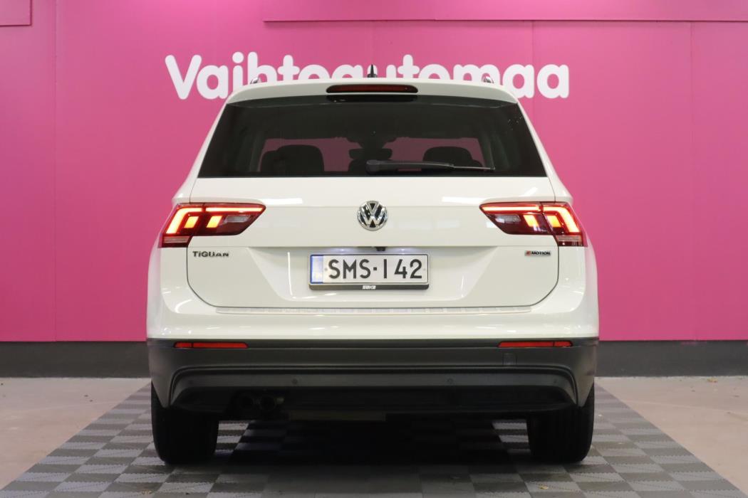 VOLKSWAGEN Tiguan 2018
