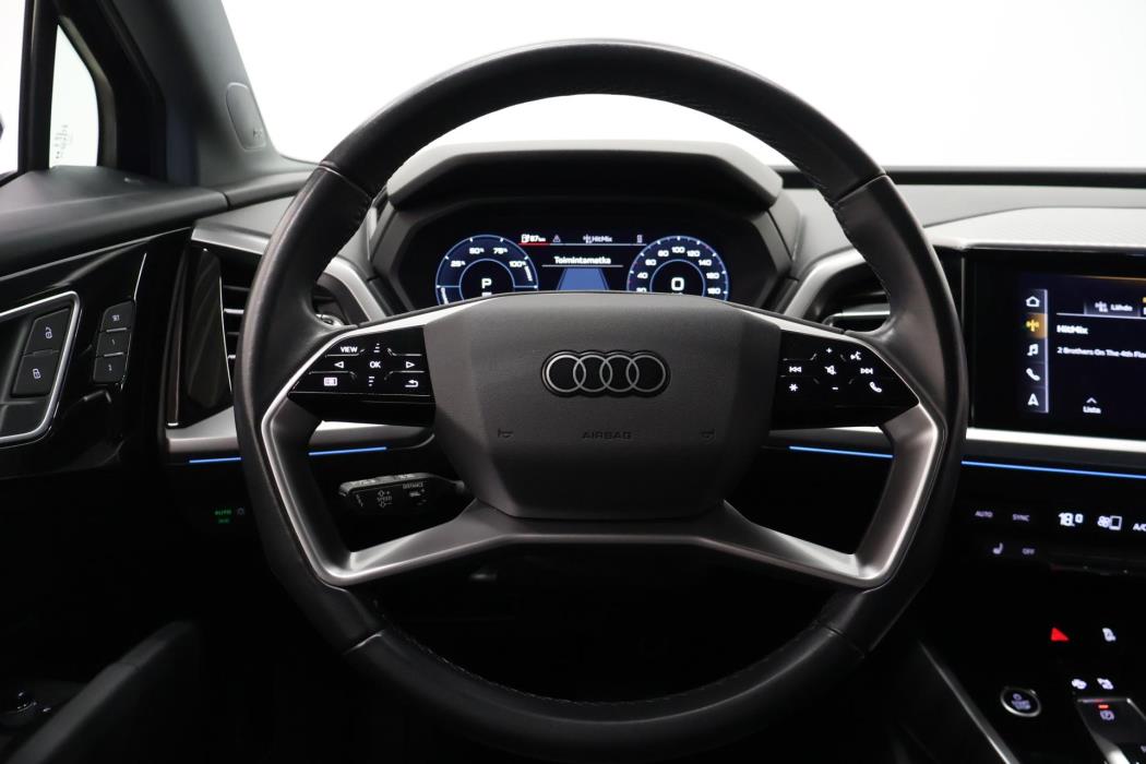 AUDI Q4 e-tron 2023