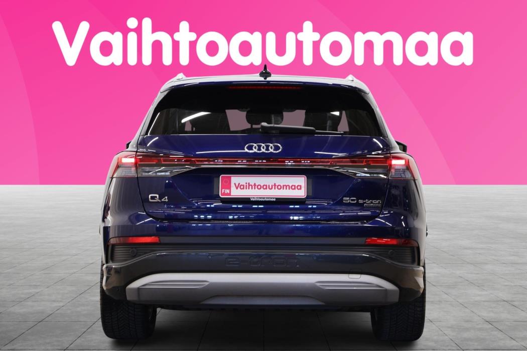 AUDI Q4 e-tron 2023