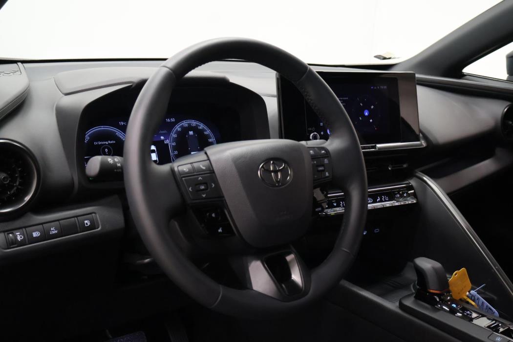 TOYOTA C-HR 2025