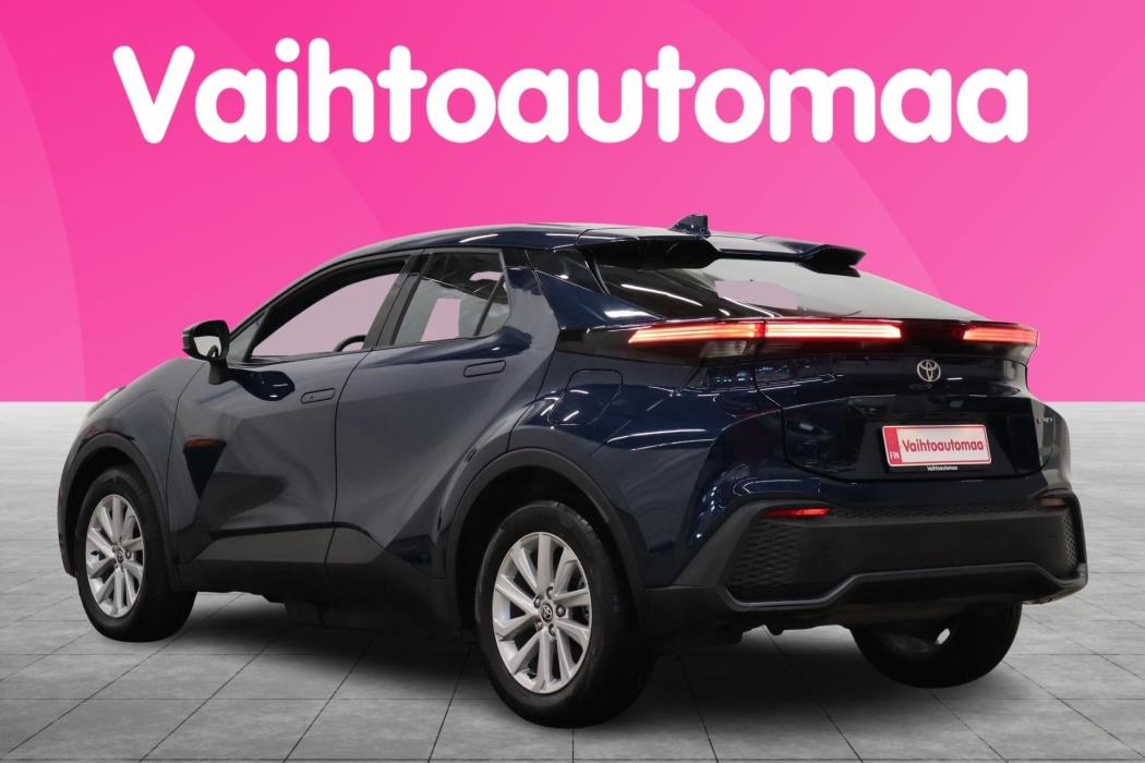 TOYOTA C-HR 2025