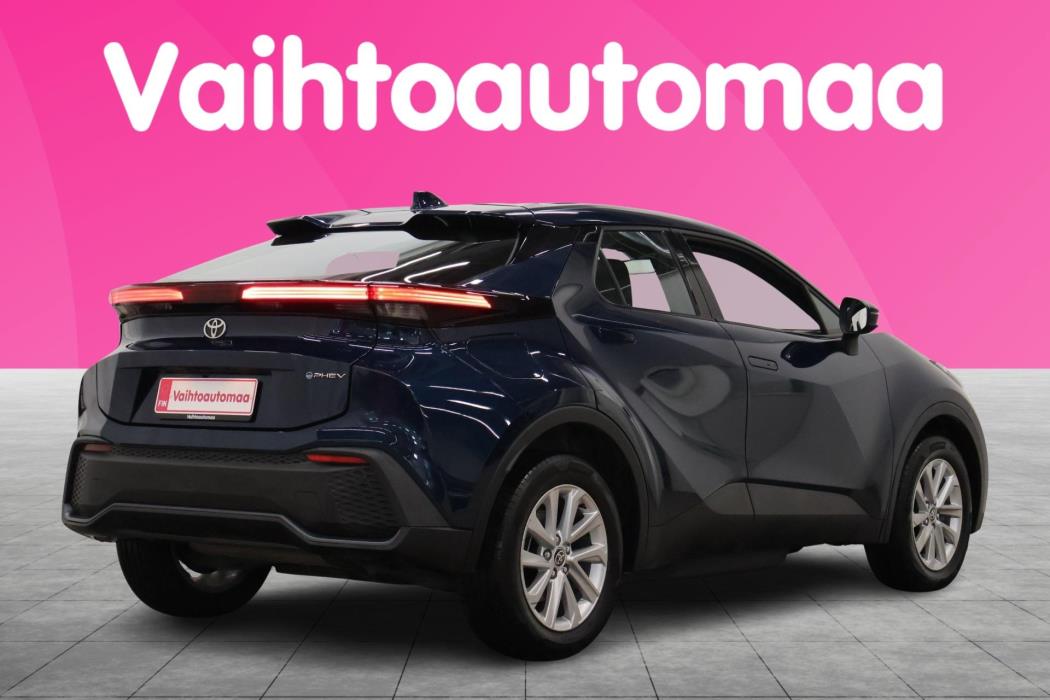 TOYOTA C-HR 2025
