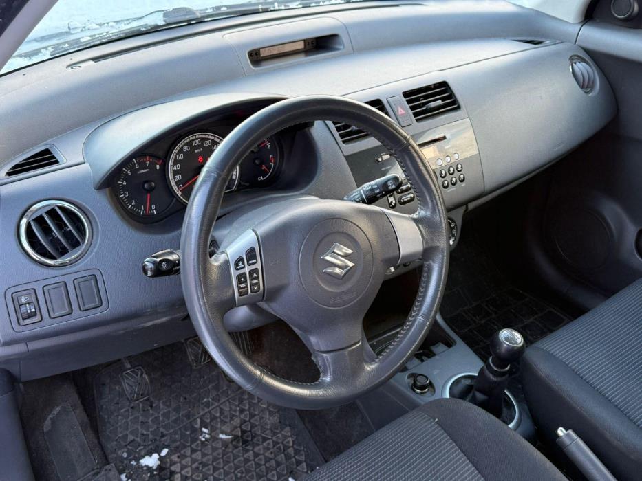 SUZUKI Swift 2008