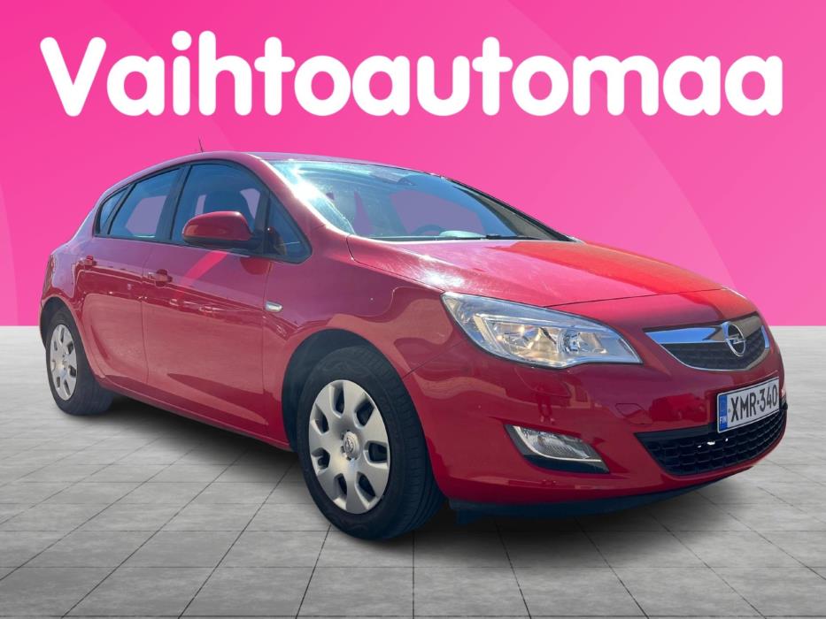 OPEL Astra 2011