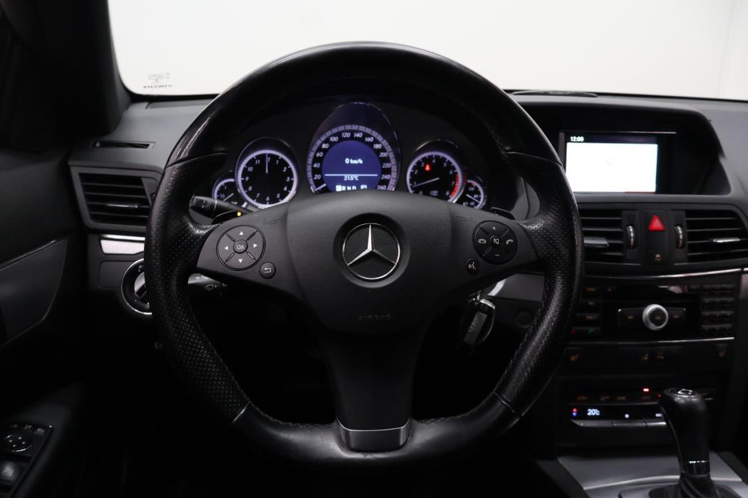 MERCEDES-BENZ E 2010