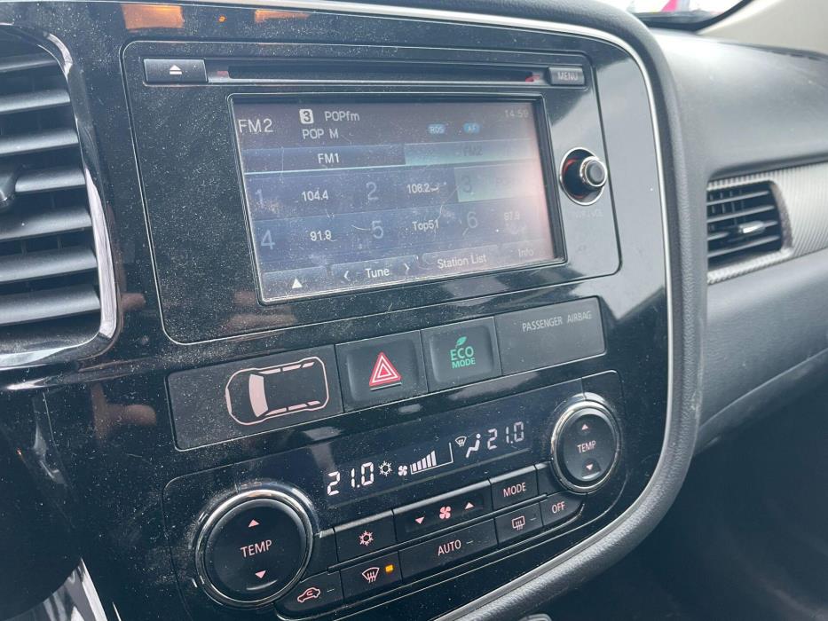 MITSUBISHI Outlander 2017