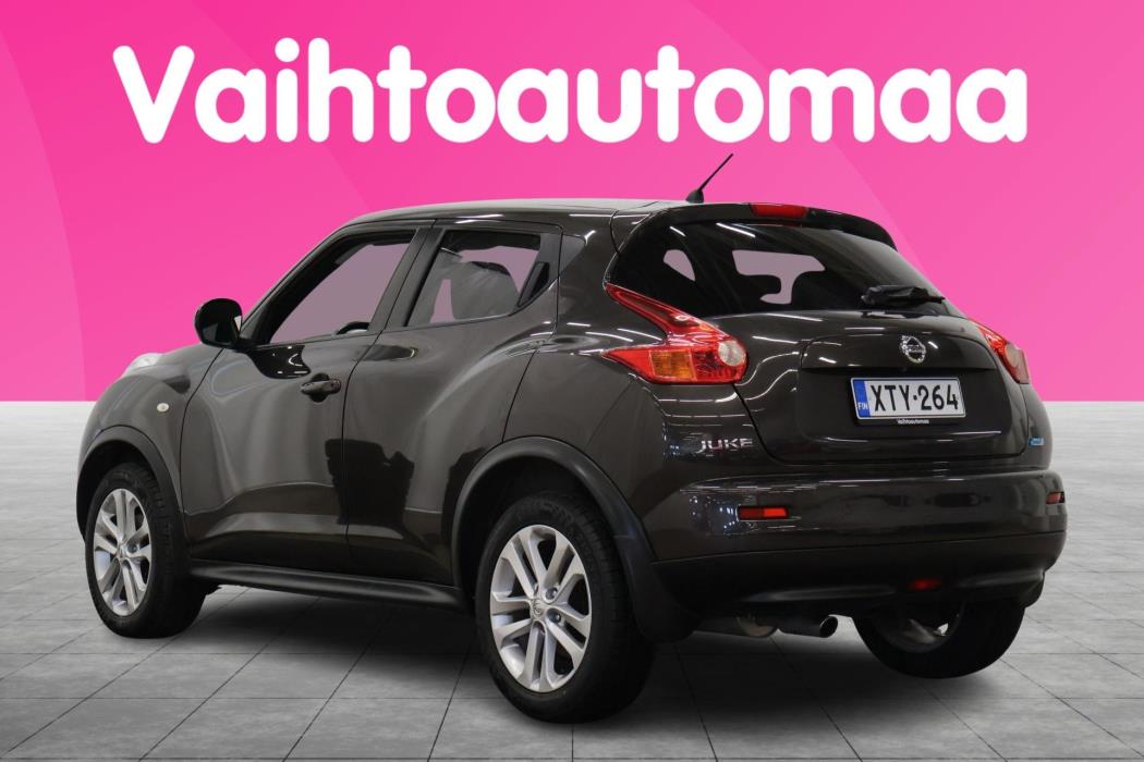 NISSAN Juke 2011