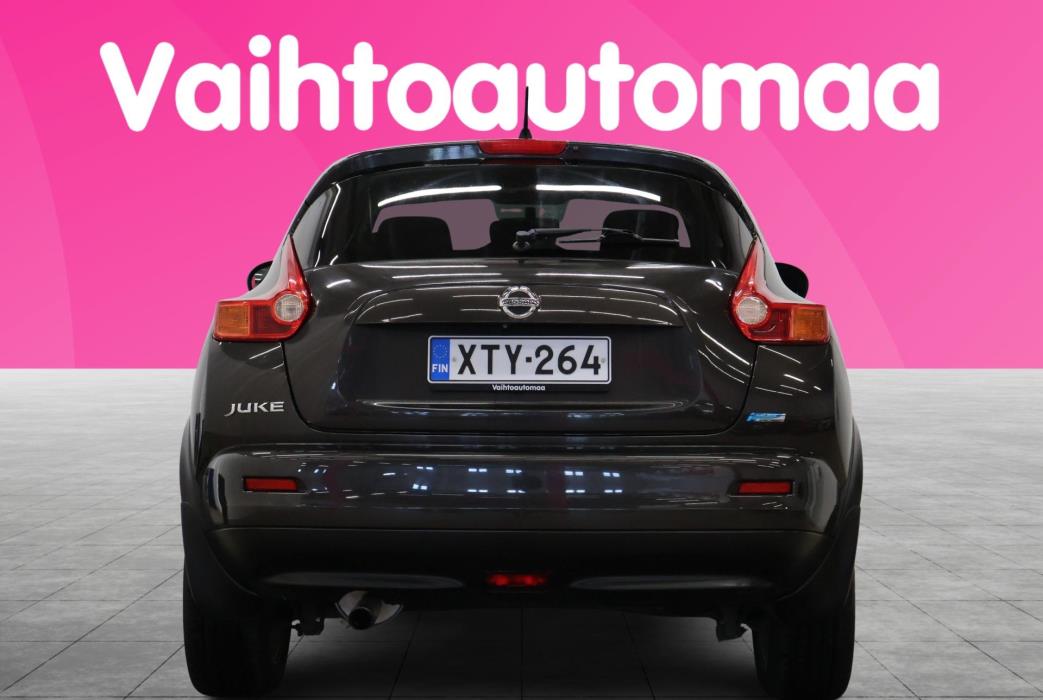NISSAN Juke 2011