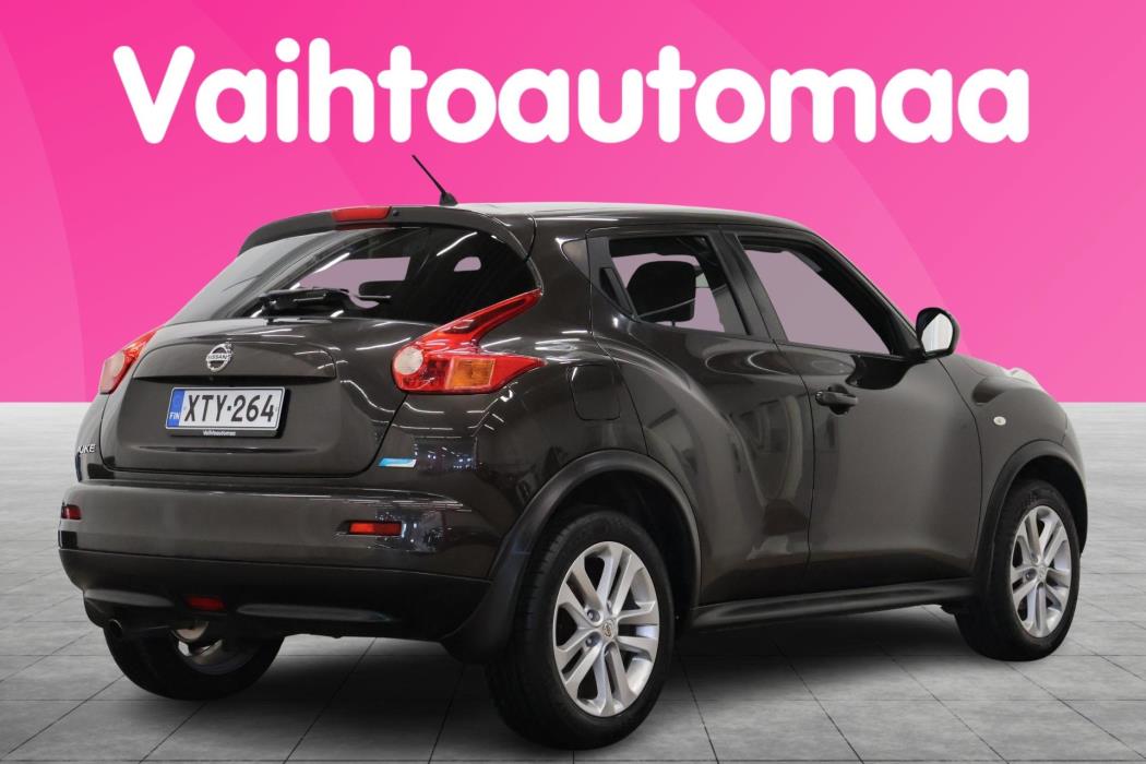 NISSAN Juke 2011