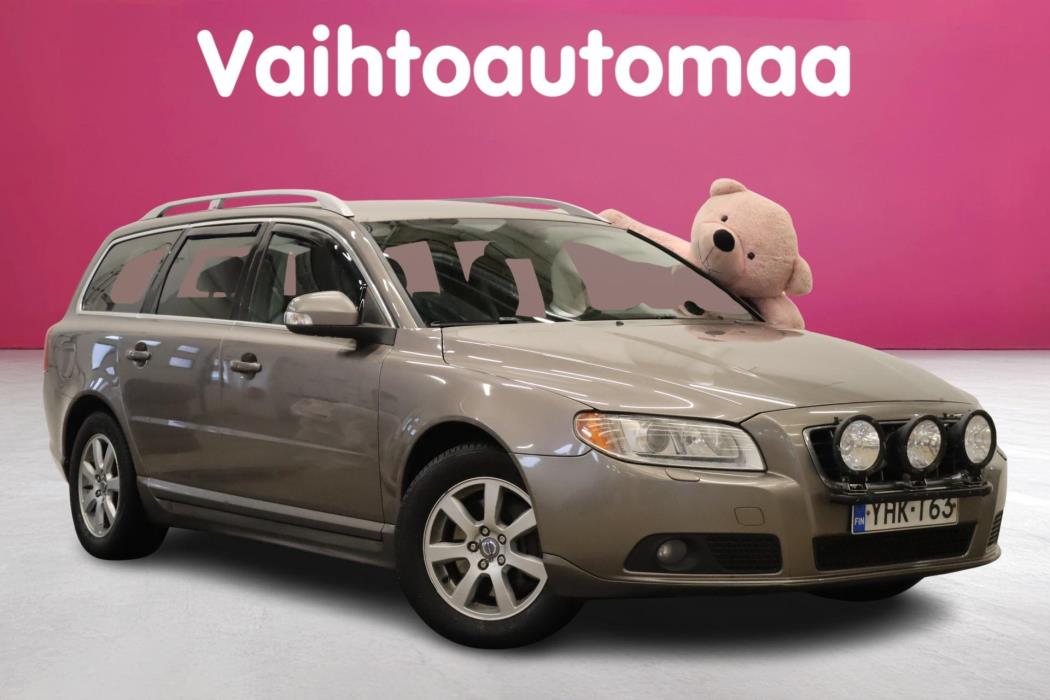VOLVO V70 2011