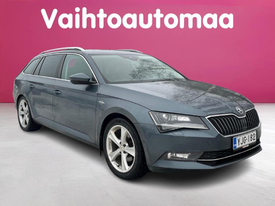 SKODA Superb 2016