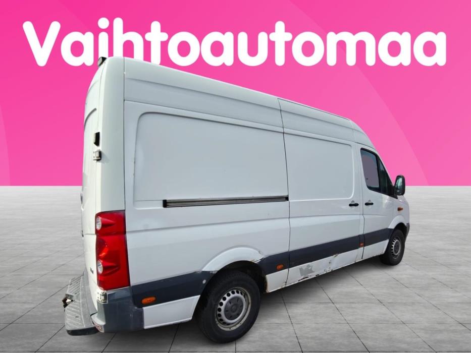 VOLKSWAGEN Crafter 2012