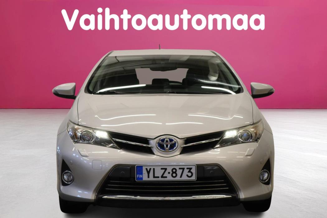 TOYOTA Auris 2014