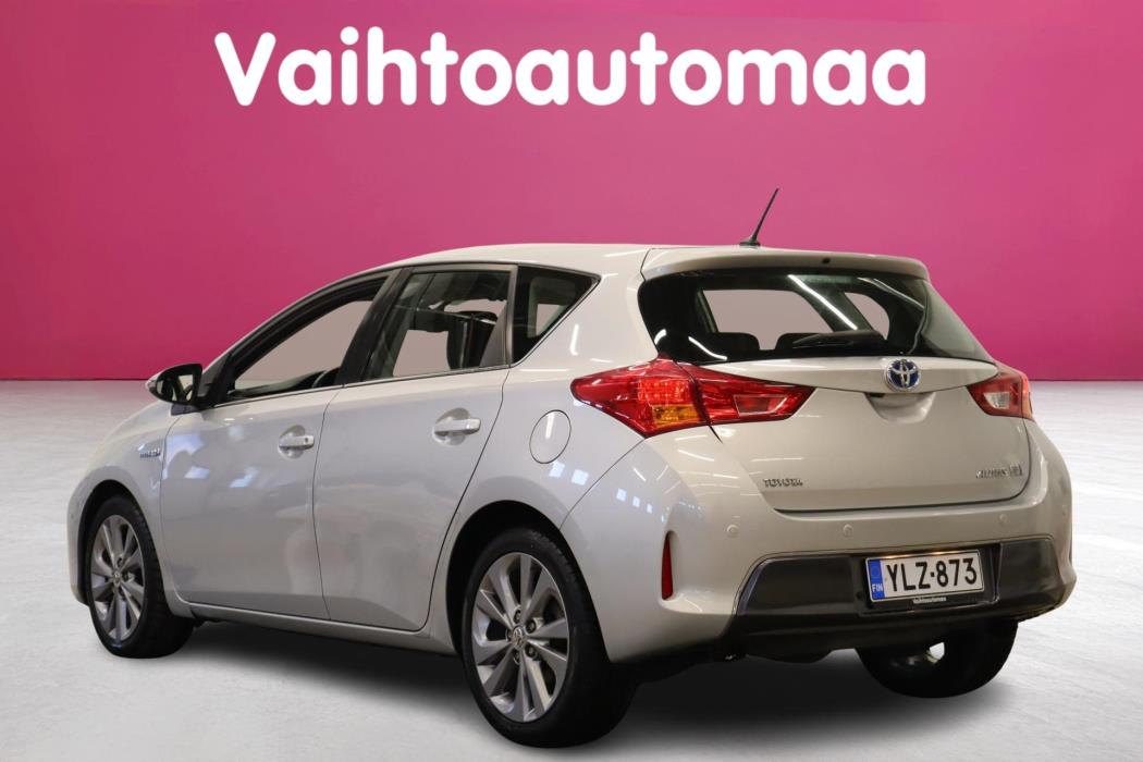 TOYOTA Auris 2014