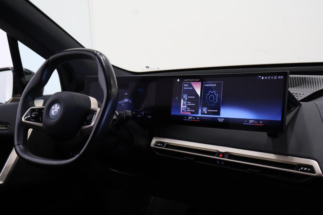 BMW iX 2022