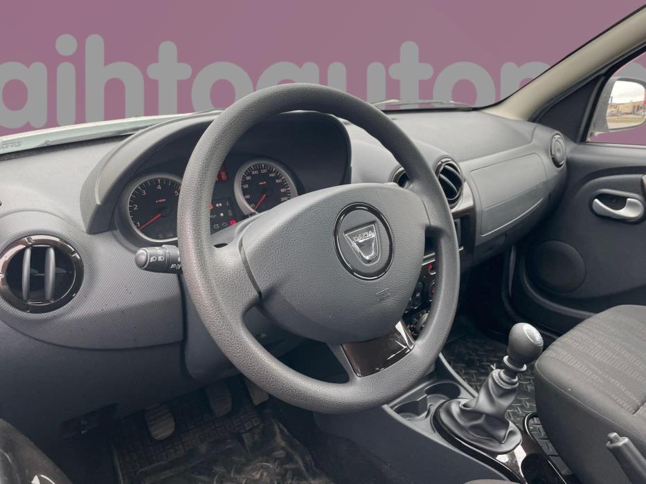 DACIA Duster 2012