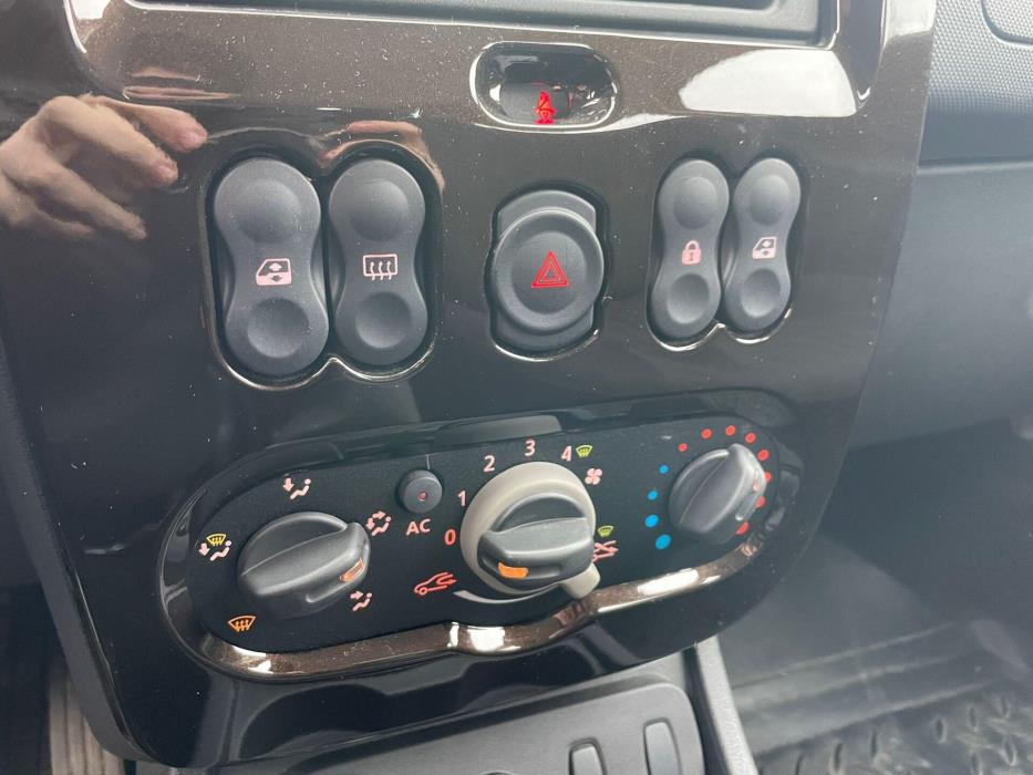 DACIA Duster 2012