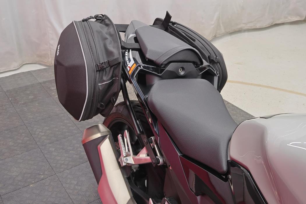 HONDA CB 2024