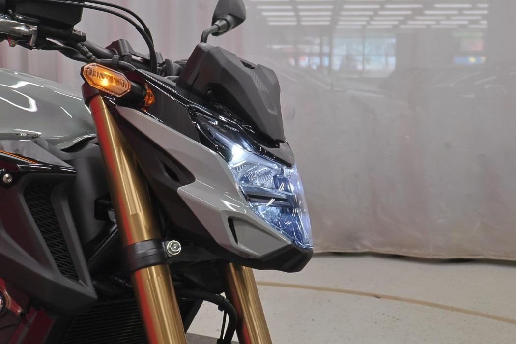 HONDA CB 2024