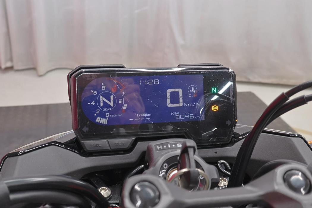 HONDA CB 2024