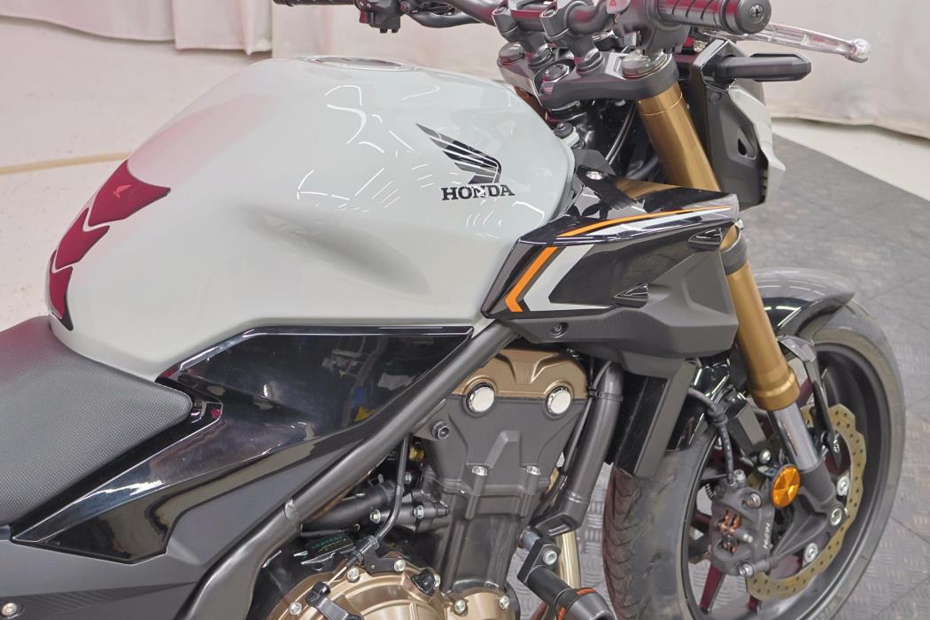HONDA CB 2024