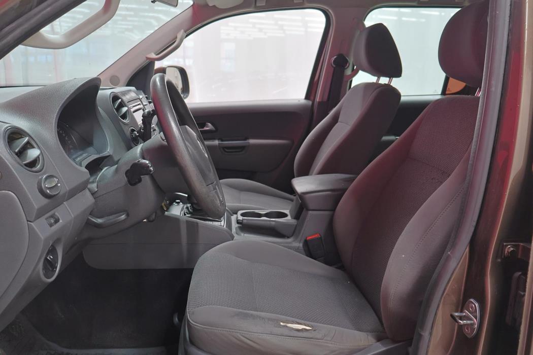 VOLKSWAGEN Amarok 2011