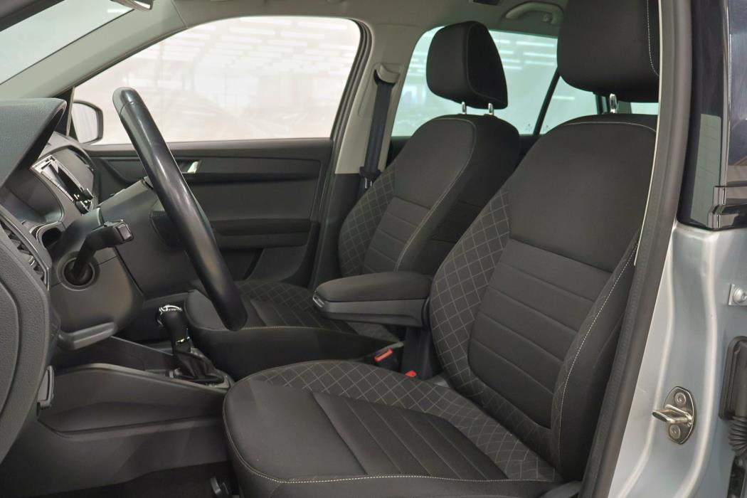 SKODA Fabia 2015