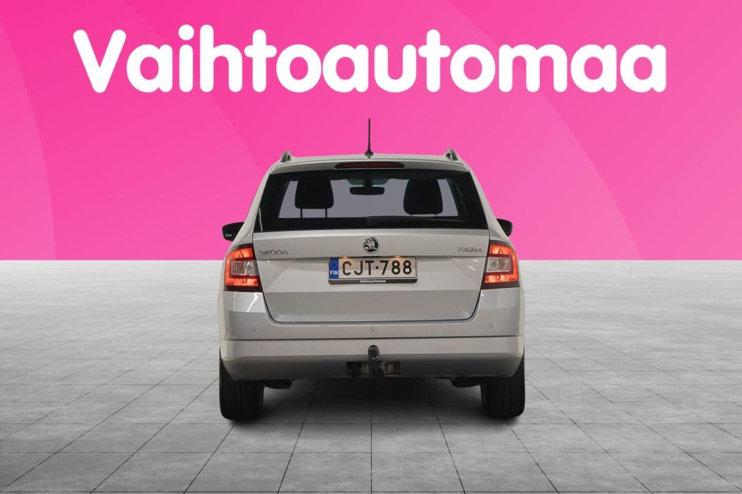 SKODA Fabia 2015