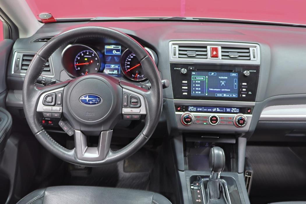 SUBARU Outback 2015
