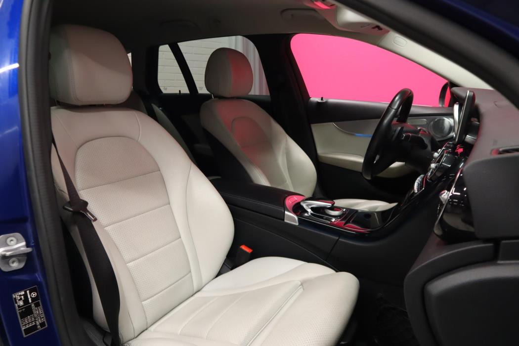 MERCEDES-BENZ C 2016