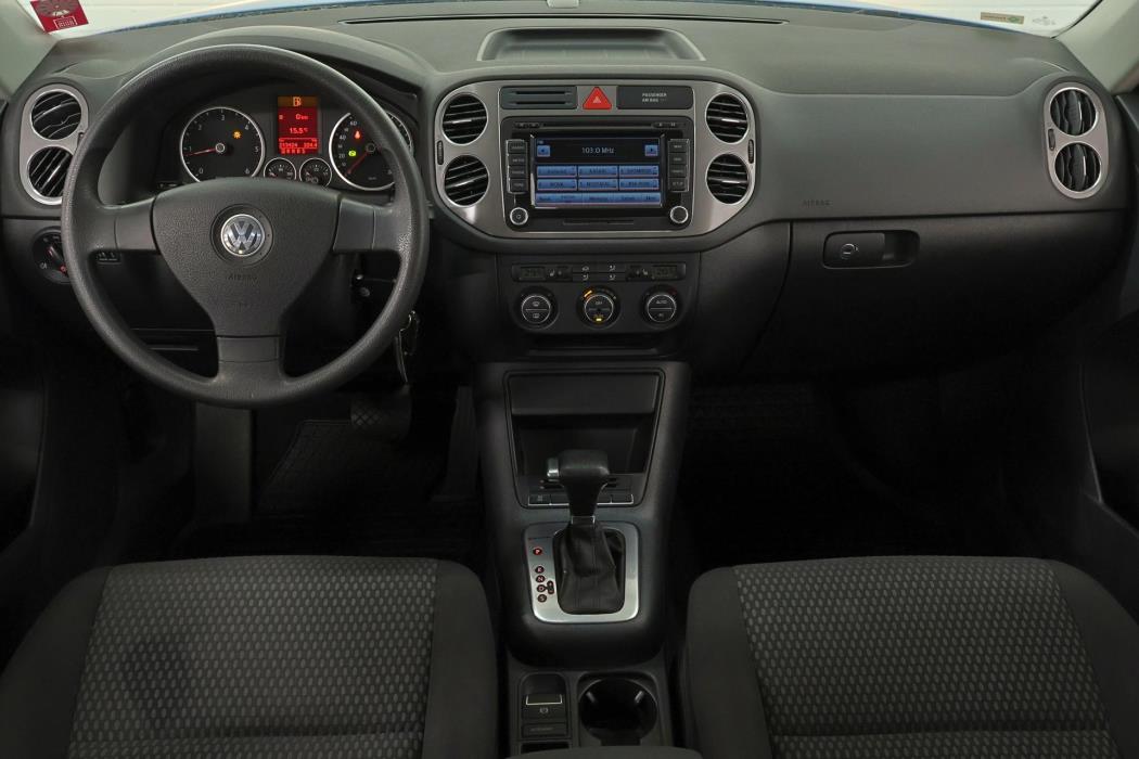 VOLKSWAGEN Tiguan 2008