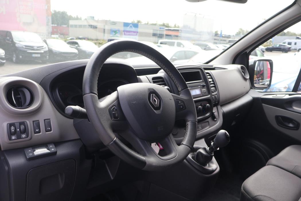 RENAULT Trafic Passenger 2019