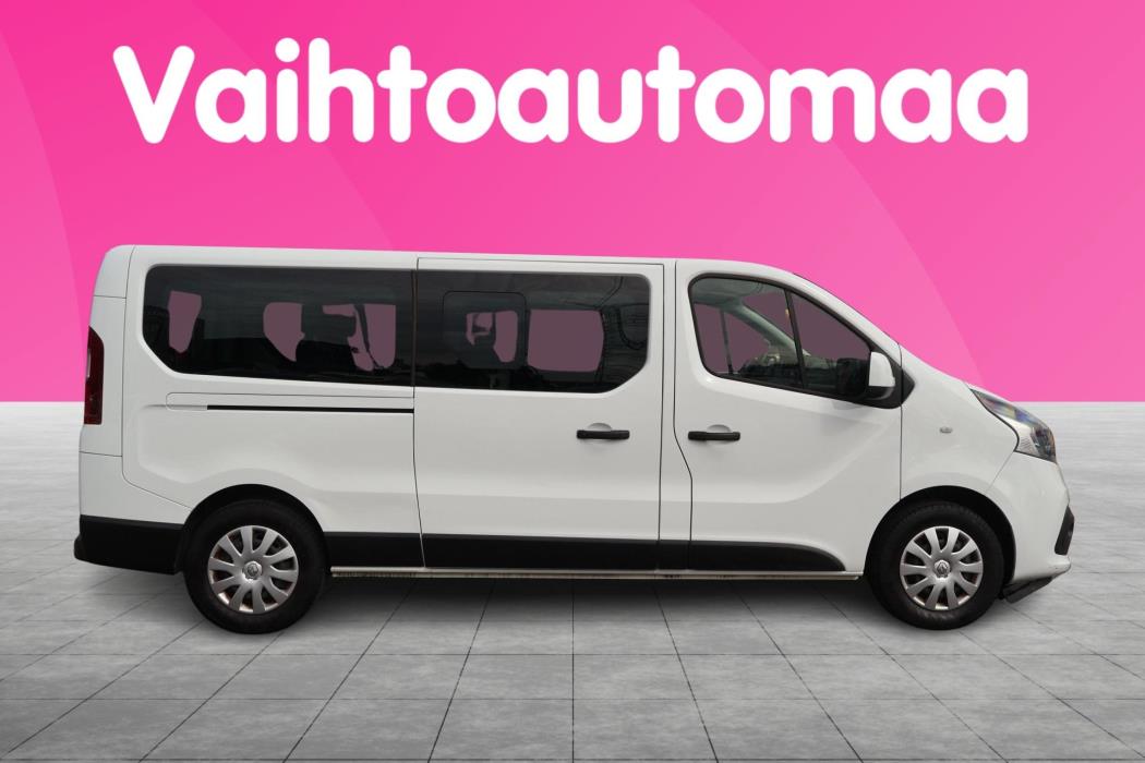 RENAULT Trafic Passenger 2019