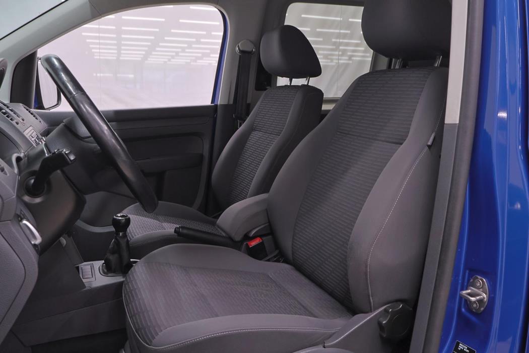 VOLKSWAGEN Caddy 2011