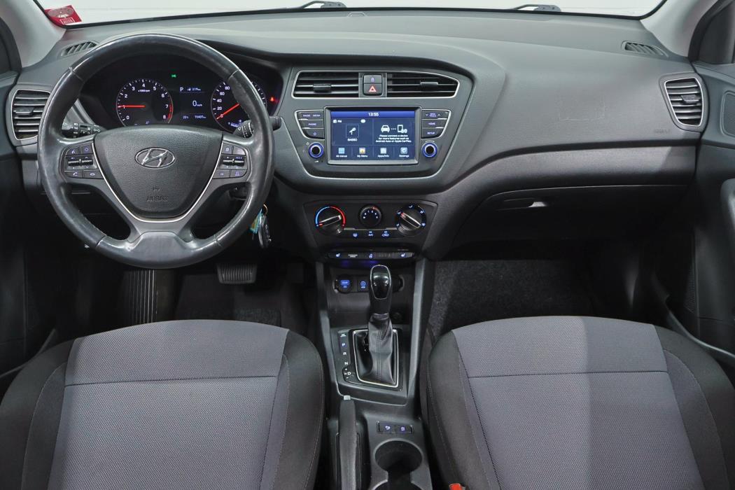 HYUNDAI i20 2020