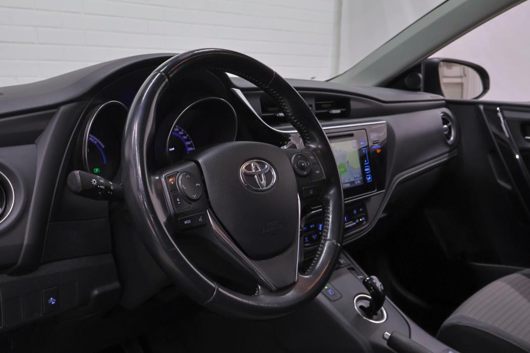 TOYOTA Auris 2018