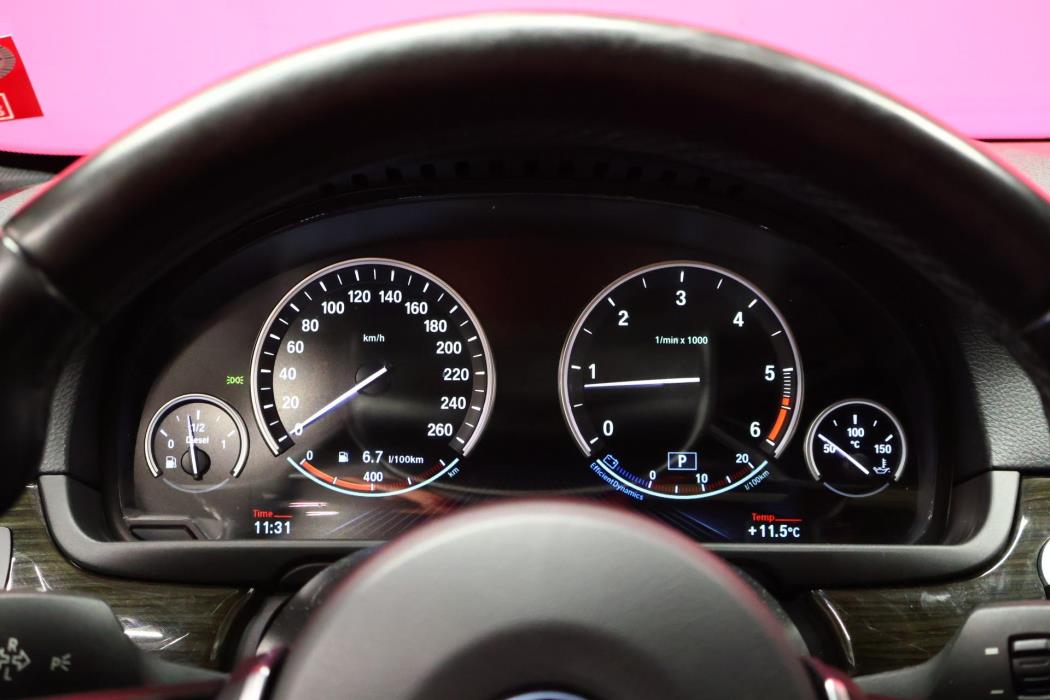 BMW 520 2015