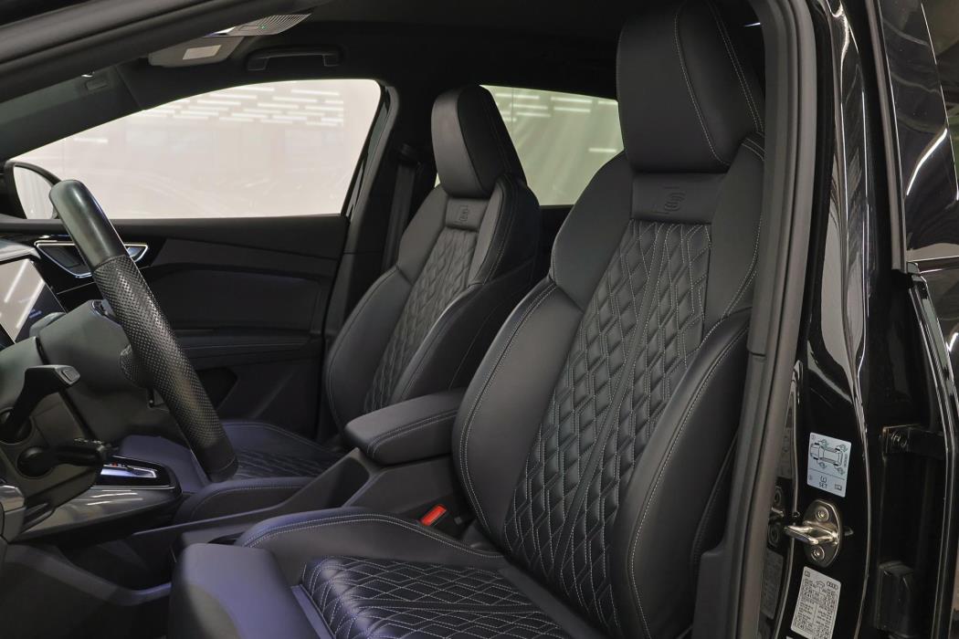 AUDI Q4 e-tron 2023