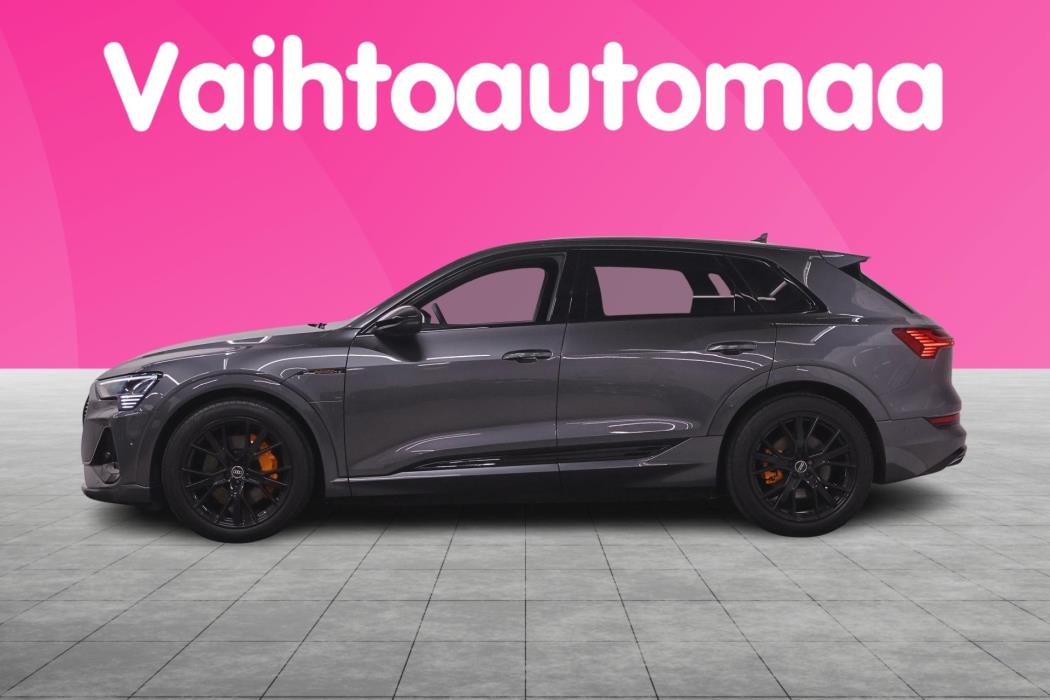 AUDI e-tron 2023
