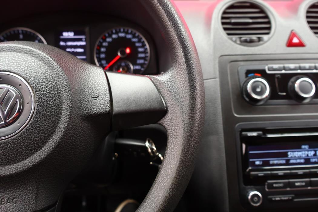 VOLKSWAGEN Caddy 2014