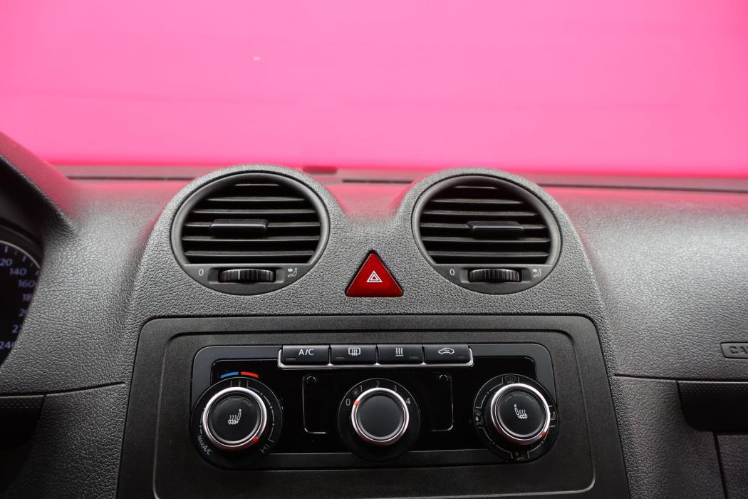 VOLKSWAGEN Caddy 2014