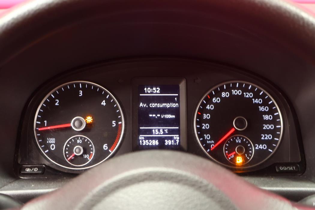 VOLKSWAGEN Caddy 2014