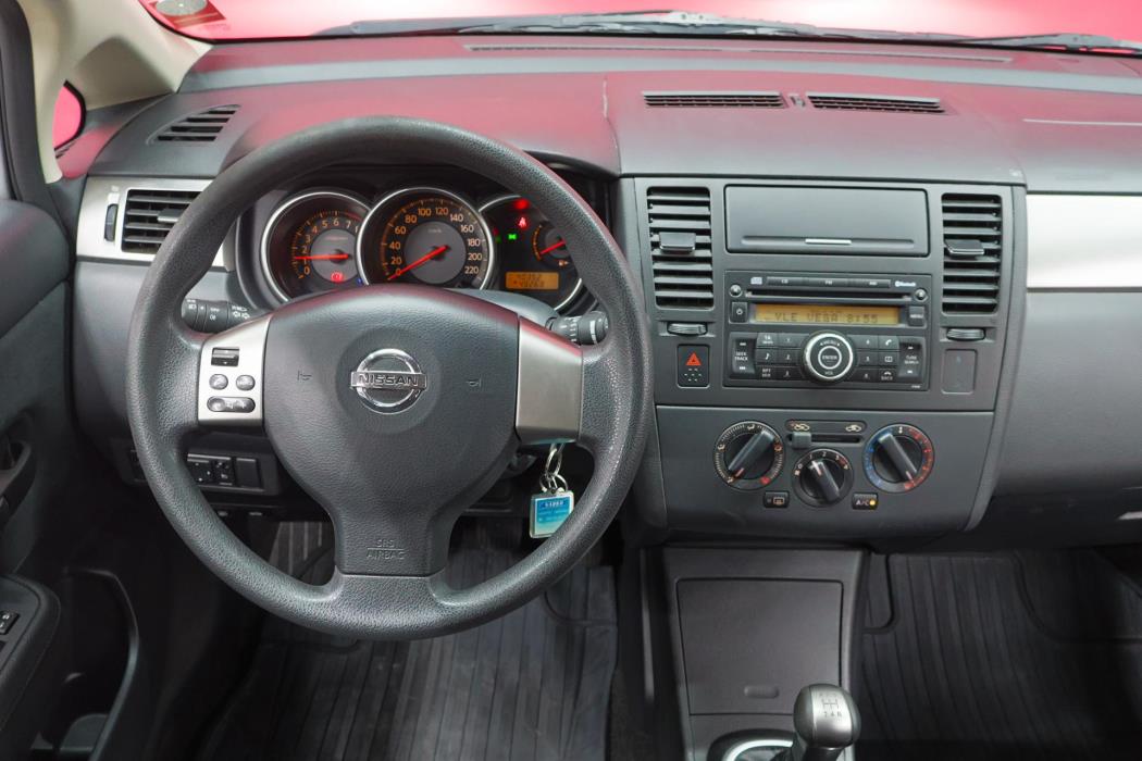 NISSAN Tiida 2008