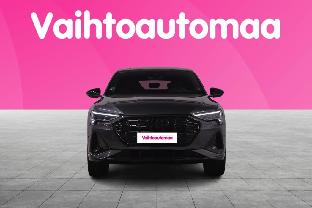 AUDI e-tron 2023
