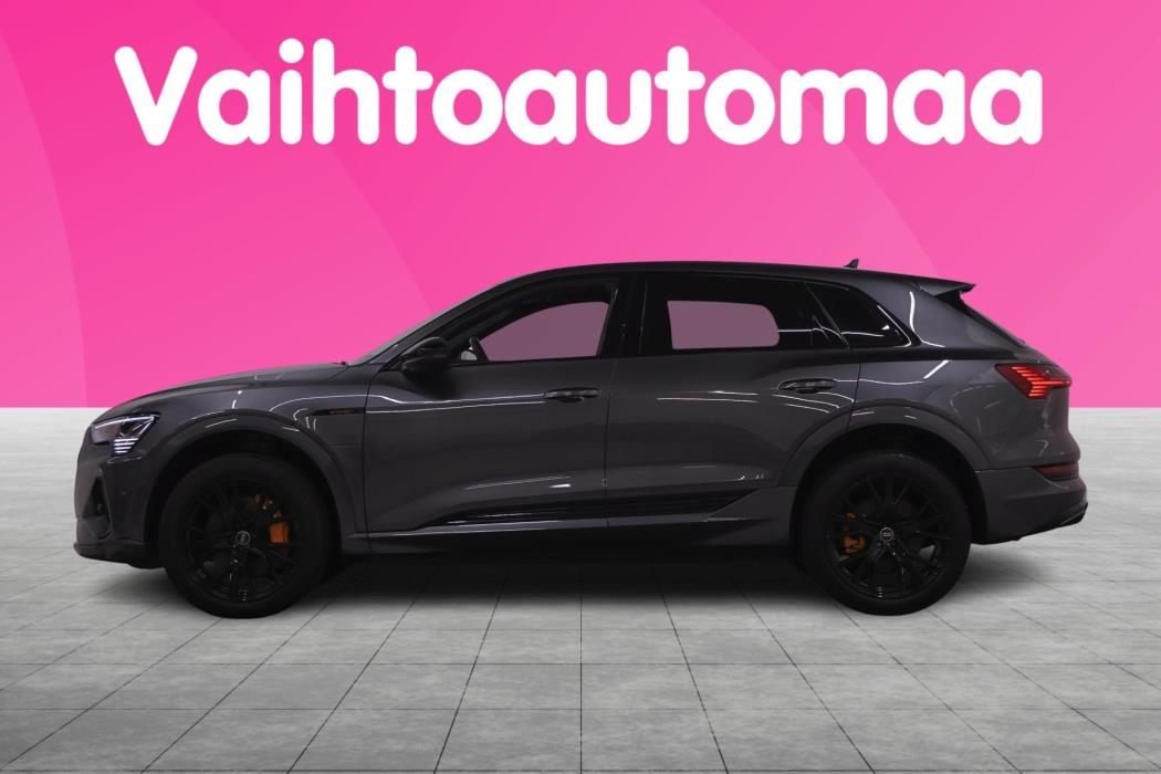 AUDI e-tron 2023