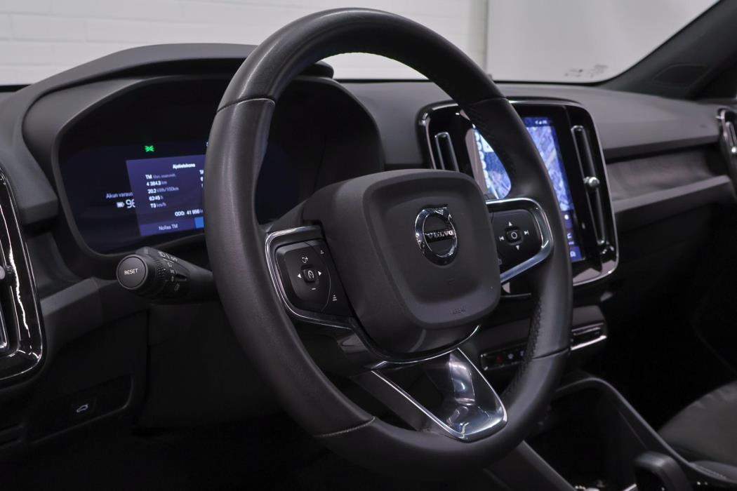 VOLVO C40 2023