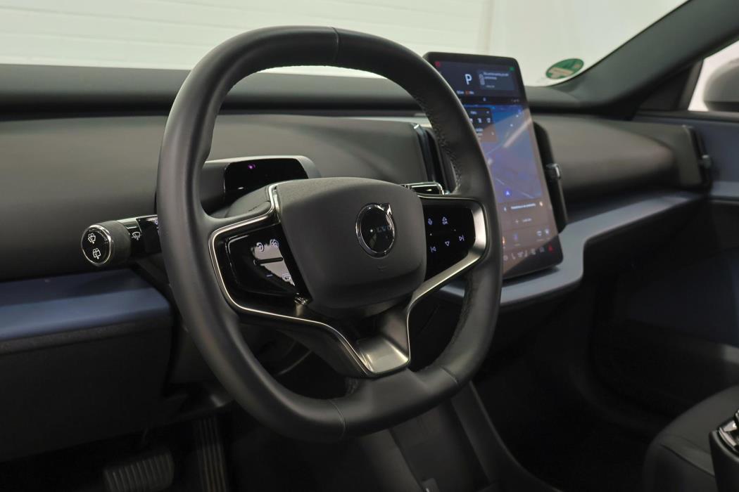 VOLVO EX30 2024