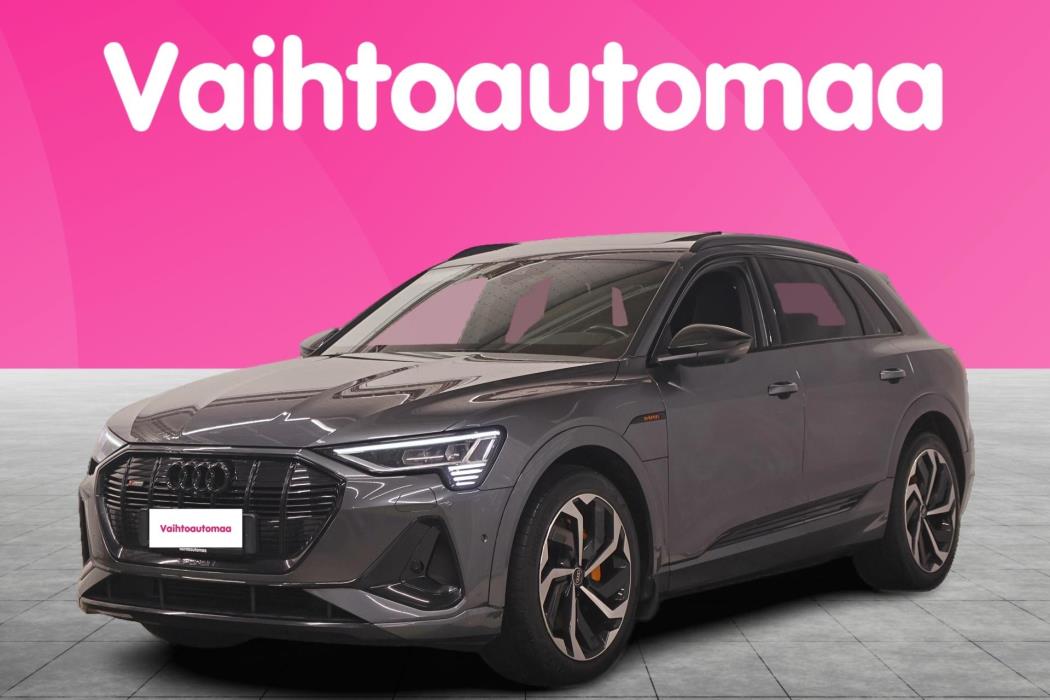 AUDI e-tron 2022