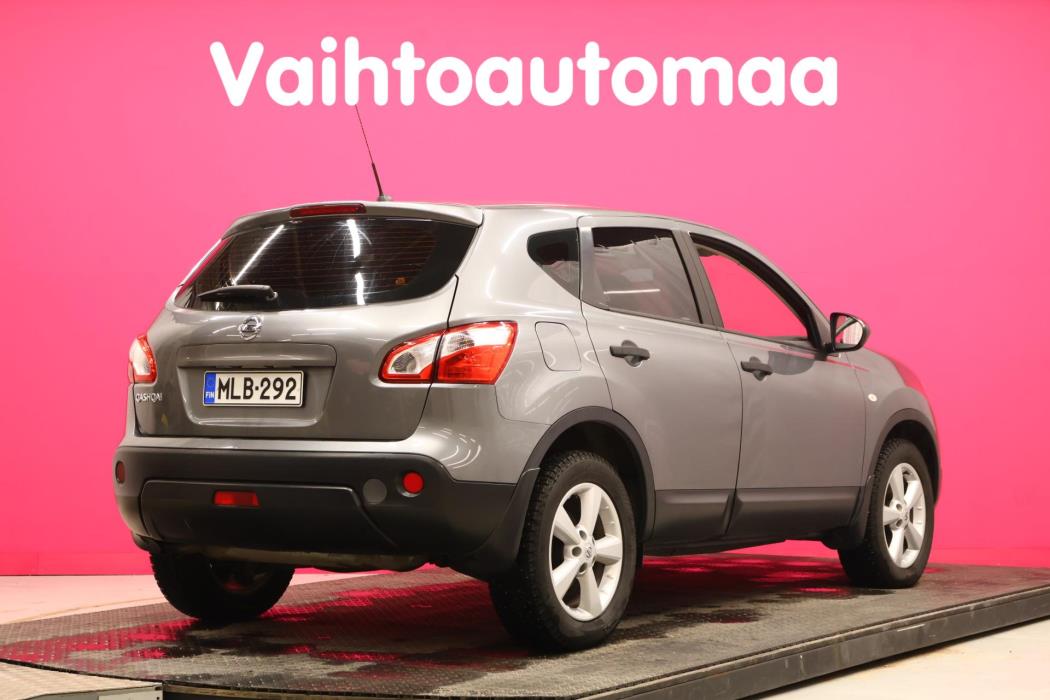NISSAN Qashqai 2012