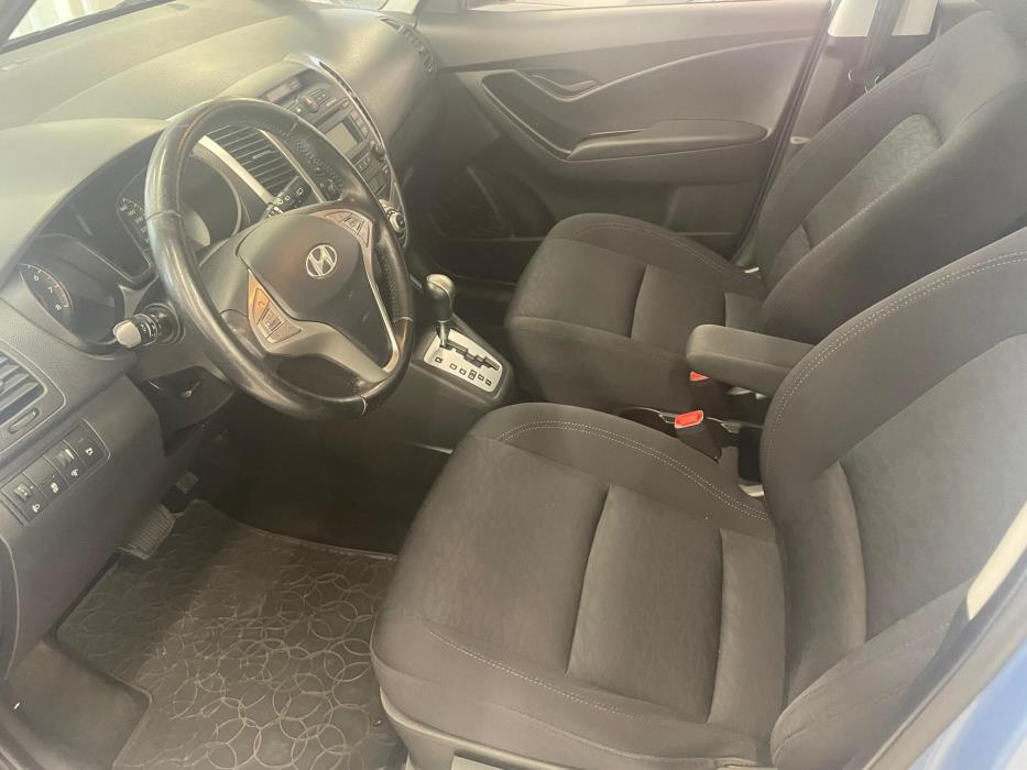HYUNDAI ix20 2012